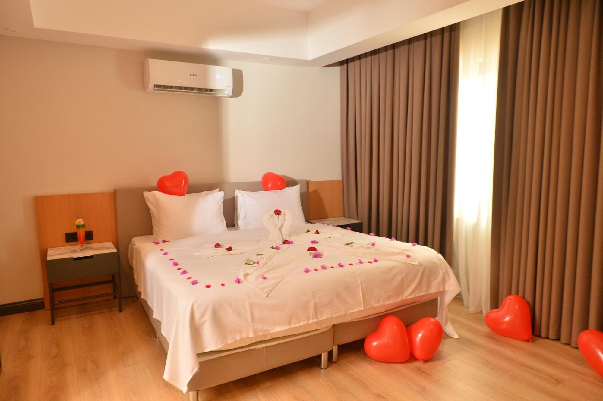 Miarosa Kemer Beach Bagian luar foto