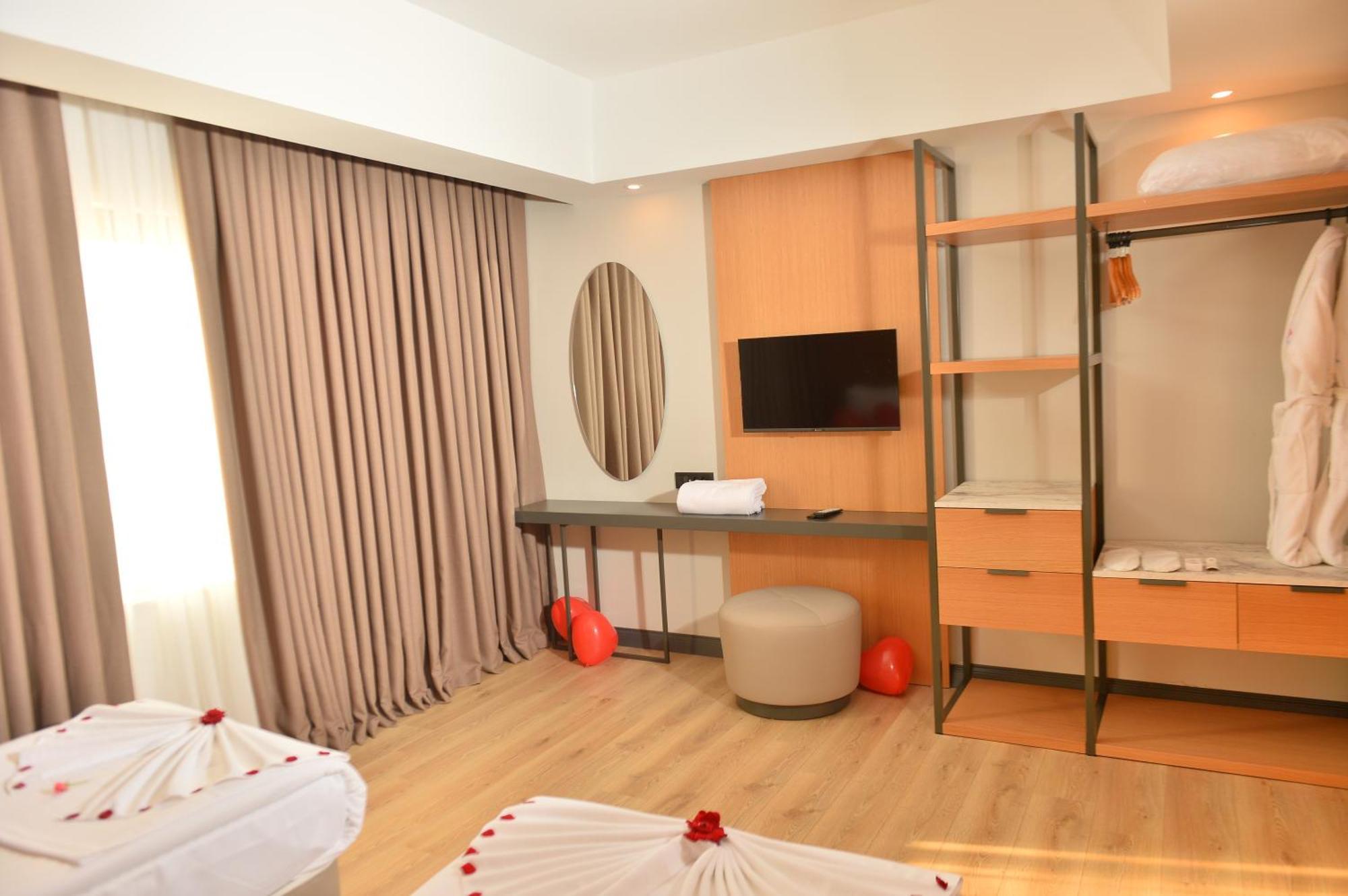 Miarosa Kemer Beach Bagian luar foto